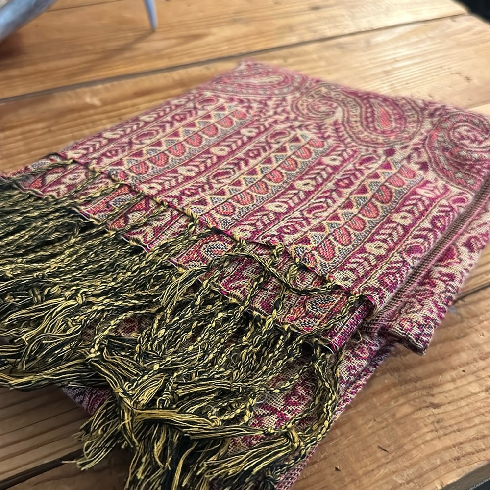 Beautiful pashmina scarf